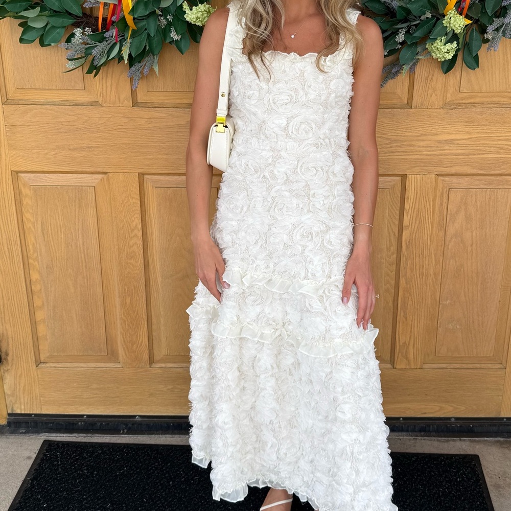 Red Dress Boutique Ivory Maxi Dress - Picture 6 of 6